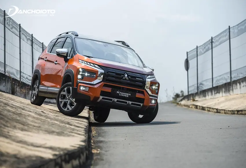 Hệ thống treo trước/sau trên Mitsubishi Xpander 2024 được nâng cấp cứng cáp hơn