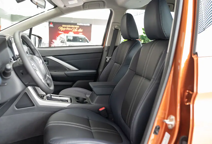 Mitsubishi Xpander 2024 trang bị thêm ghế bọc da cho 2 bản cao cấp