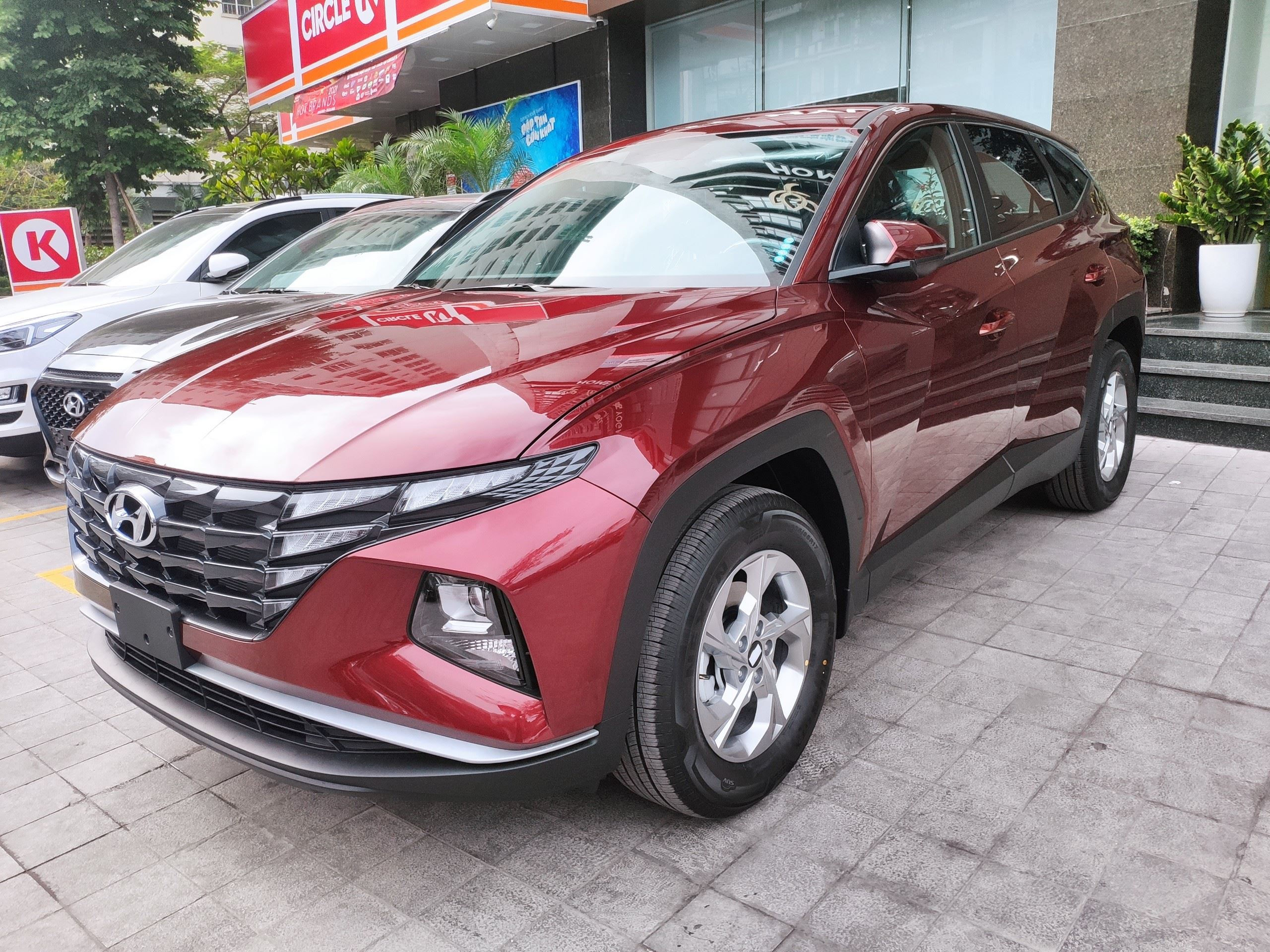 tổng quan hyundai tucson 2.0 at tiêu chuẩn